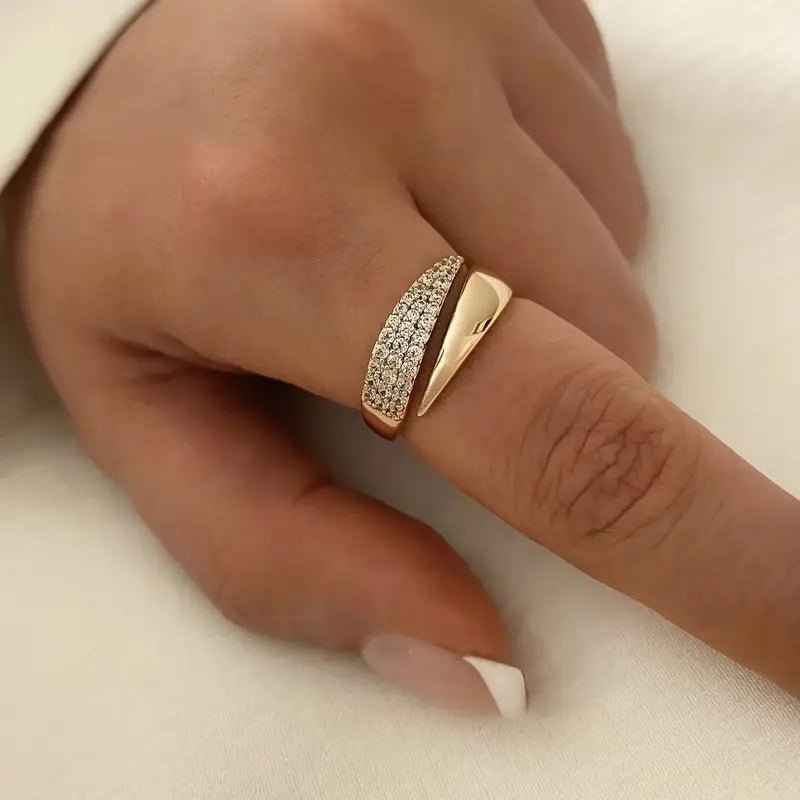 Elegant Adjustable Sparkle Ring - HEARTLESS Habits
