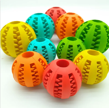 Interactive Rubber Slow Feeder Dog Ball HEARTLESS Habits