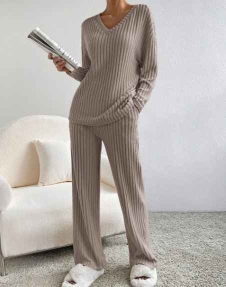 Casual 2-Piece Loungewear Set - HEARTLESS Habits